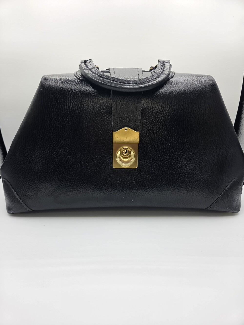 Vintage Doctor's Classic Black Leather Satchel with Gold-Tone Turn Lock